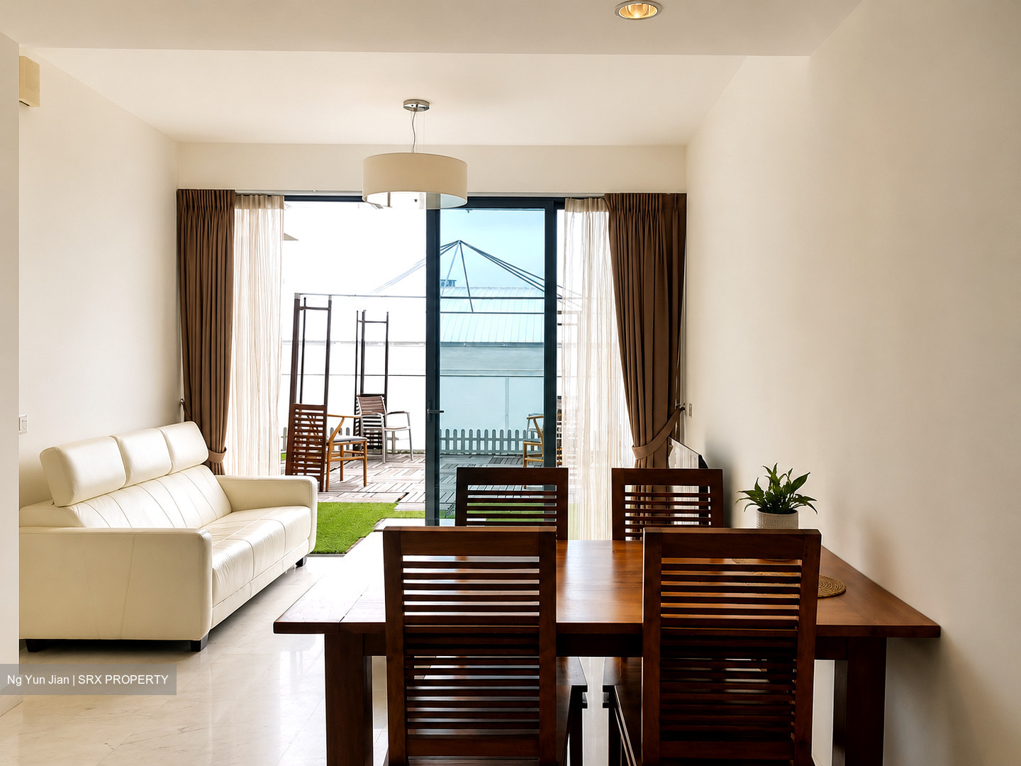 Centro Residences (D20), Condominium #582227691